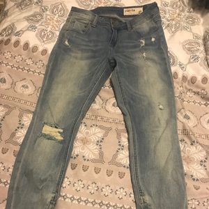 Pistol Distressed Ankle Zip jeans
